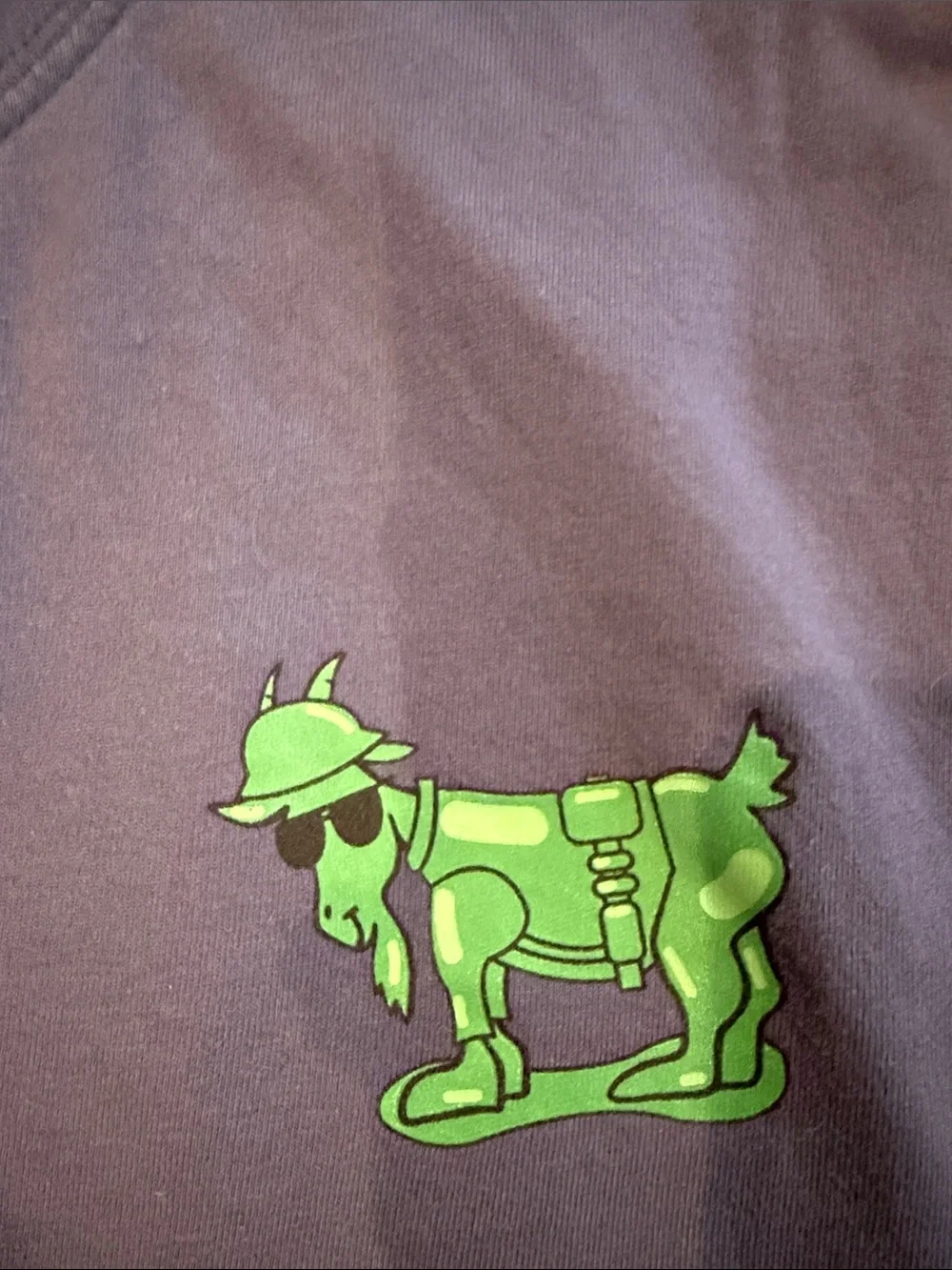 GOAT Kids Navy T-Shirt with Green Skate Goat Graphic - Picture 2 of 3